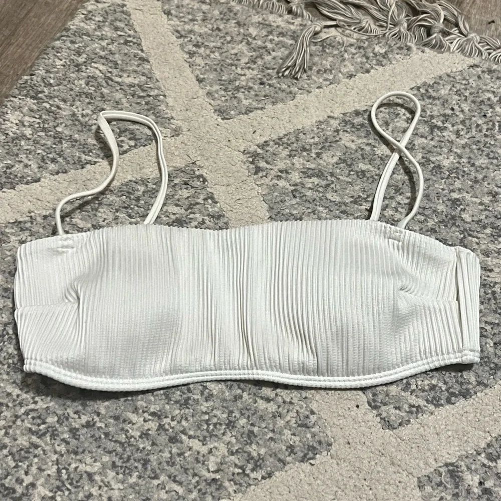 Aerie bathing suit top - Picture 1 of 2